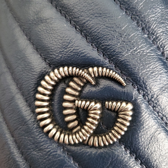 [SOLD] Gucci limited edition bucket bag - Picture 14 of 16